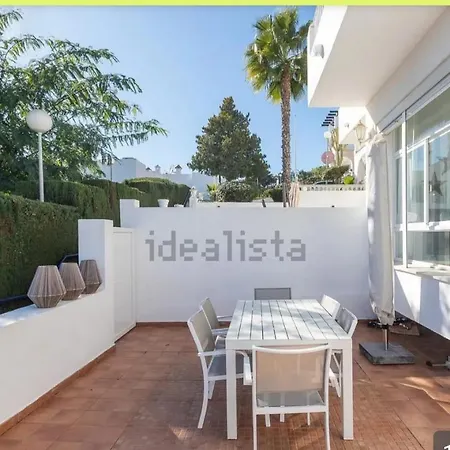 3 Min Walk To Pool 3br