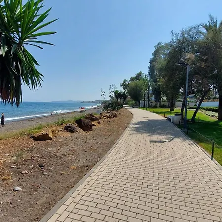 3 Min Walk To Pool 3br Estepona