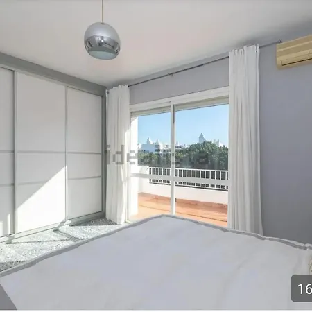 3 Min Walk To Pool 3br *